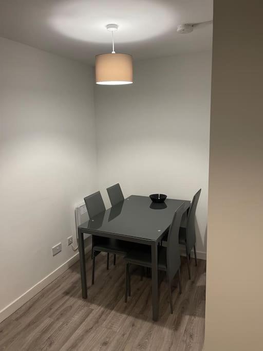 Modern 2 Bedroom City Apartment Glasgow Eksteriør billede